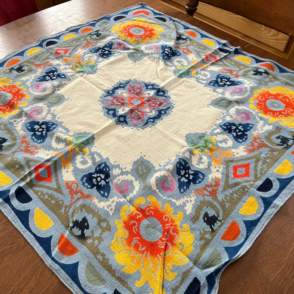 Multicolor Dining Table topper